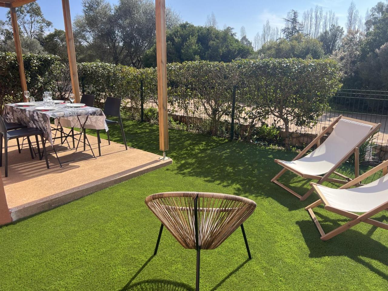 Residence Hoteliere Les Hameaux De Saint Cyprien Appartement 2 Chambres Lecci Luaran gambar